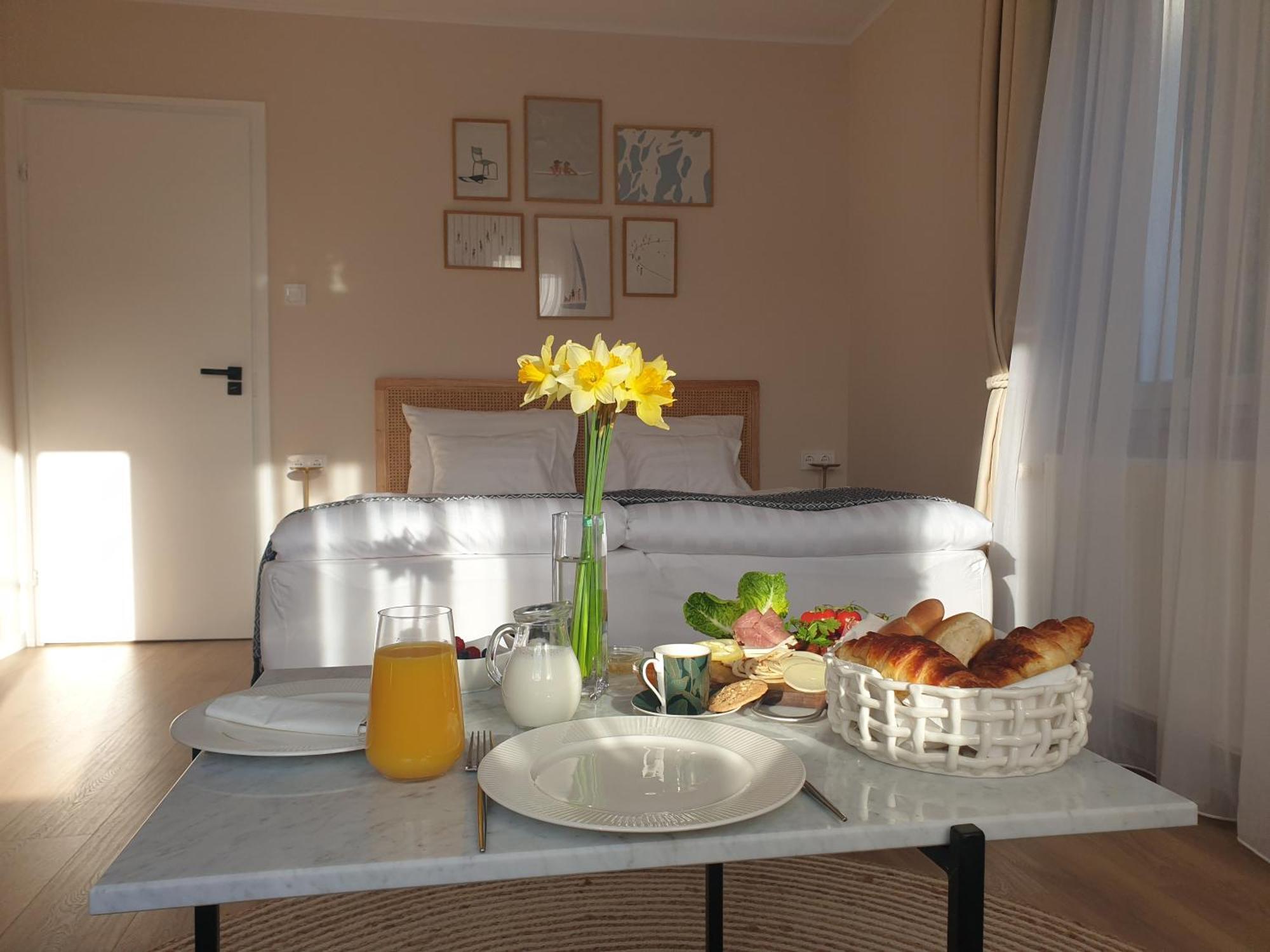 The Secret Garden - Keszthely Bed & Breakfast Eksteriør bilde